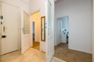 Łazienka w obiekcie Mokotowska Apt 10 ROOMS SuperApart