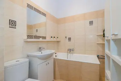 Łazienka w obiekcie Mokotowska Apt 10 ROOMS SuperApart