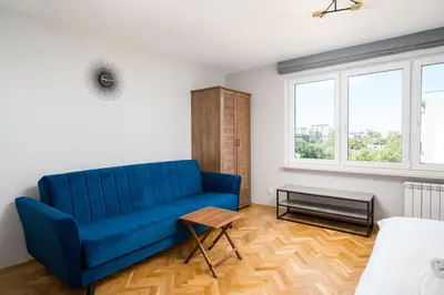 Część wypoczynkowa w obiekcie Wola Smocza Comfort Studio by BookingHost