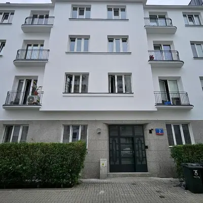 Budynek, w którym mieści się apartament