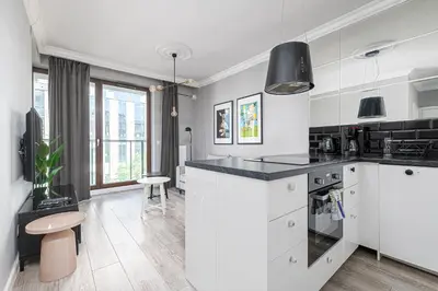 Kuchnia lub aneks kuchenny w obiekcie RentPlanet - Apartament Siedmiogrodzka