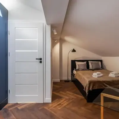 Close-Urban Chic - Modern Apartment near Center & National Stadium