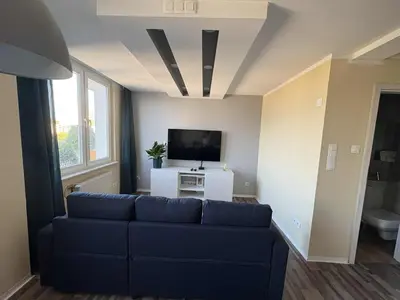 Telewizja i/lub zestaw kina domowego w obiekcie Apartament Bazyliańska, metro Bródno