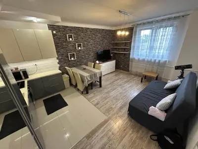 Kuchnia lub aneks kuchenny w obiekcie Nowolipki - blisko starego miasta