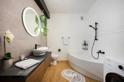 Łazienka w obiekcie Praga Komorska Delightful Apartment by BookingHost