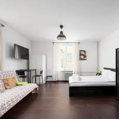 Old Town Square Black & White Studio by BookingHost