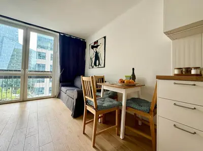 Plan piętra w obiekcie Cozy Stay Rondo ONZ Apartment