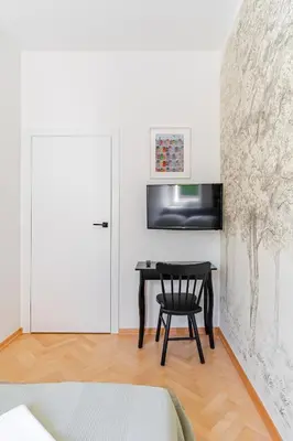 Telewizja i/lub zestaw kina domowego w obiekcie Hoza str Apt Close to everything