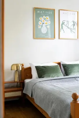 Łóżko lub łóżka w pokoju w obiekcie oompH Warsaw Central 3BR & 2BATHS Grand Residence