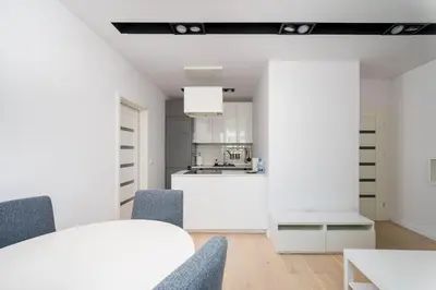 Kuchnia lub aneks kuchenny w obiekcie Plac Wilsona Modern Apartment by BookingHost