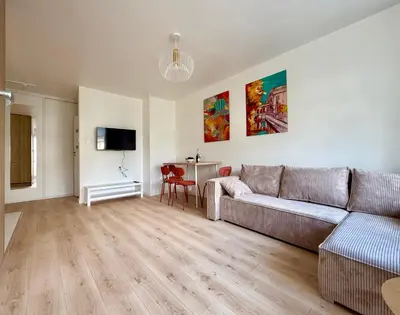 Telewizja i/lub zestaw kina domowego w obiekcie Cozy Stay Washington Avenue Apartment