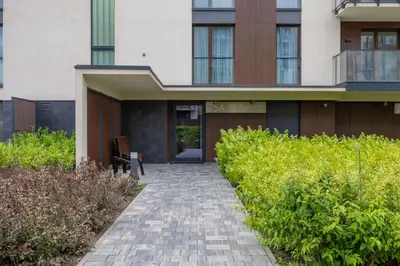 Ogród w obiekcie Jagiellońska Spacious Apartament with Parking and Air Conditioning by Renters Prestige