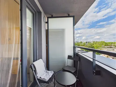 Balkon lub taras w obiekcie Ostrobramska 73C SuperApart - Blisko Promenady i kina