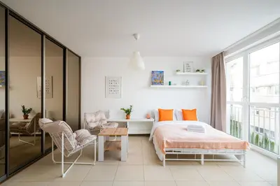 Część wypoczynkowa w obiekcie Liwiecka Bright Studio by BookingHost