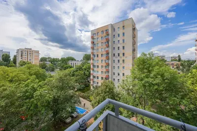 Budynek, w którym mieści się apartament