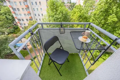 Balkon lub taras w obiekcie Cosy Two-bedroom Apartment in a Great Location near PGE by Noclegi Renters