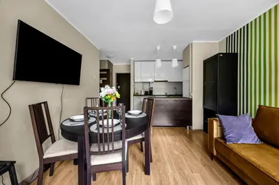 Kuchnia lub aneks kuchenny w obiekcie Green Żoliborz Apartment - Parks Nearby - by Rentujemy