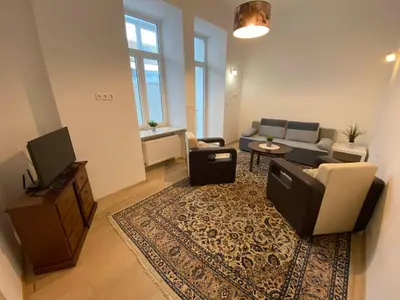 Telewizja i/lub zestaw kina domowego w obiekcie Fantastic-Inn Warszawa - Foksal