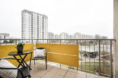 Balkon lub taras w obiekcie Św Wincentego 114 SuperApart - Z balkonem