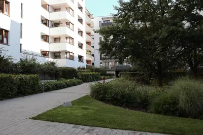 Ogród w obiekcie Awangarda