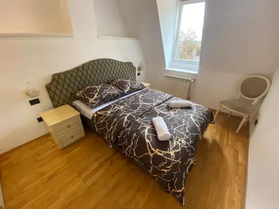 Łóżko lub łóżka w pokoju w obiekcie Fantastic-Inn Warszawa - CH30