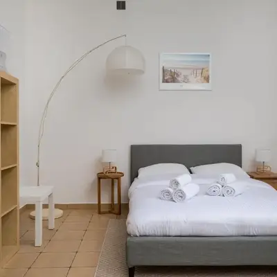 Parkside Retreat Żoliborz Apartment by BookingHost
