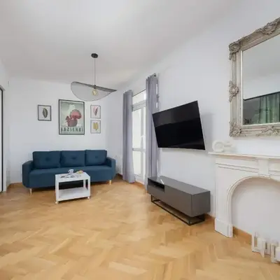 Stylish One Bedroom Apartment in Warsaw with Balcony by Noclegi Renters