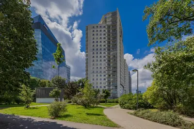 Budynek, w którym mieści się apartament
