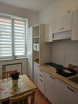 Kuchnia lub aneks kuchenny w obiekcie Apartamenty-MI Mariensztat