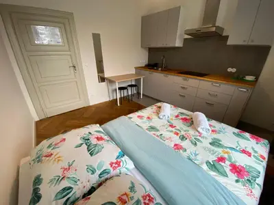 Łóżko lub łóżka w pokoju w obiekcie Fantastic-Inn Warszawa - NS25