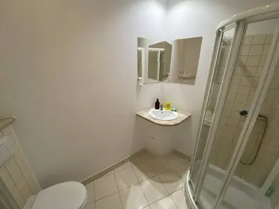 Łazienka w obiekcie Fantastic-Inn Warszawa - Okólnik