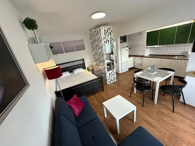 Kuchnia lub aneks kuchenny w obiekcie Orzycka Studio Near Westfield Mokotow