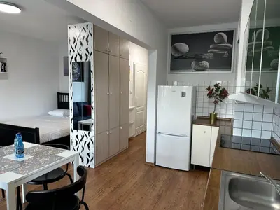Kuchnia lub aneks kuchenny w obiekcie Orzycka Studio Near Westfield Mokotow