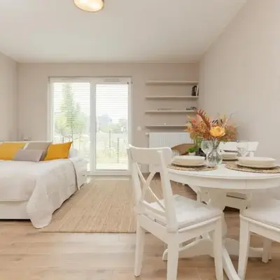 Cozy & Bright Studio Zupnicza by Noclegi Renters