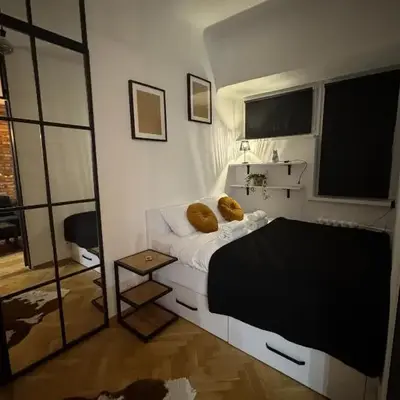 Central Warsaw 2 Room Flat