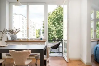 Część wypoczynkowa w obiekcie Mokotowska Superior Apartment by BookingHost
