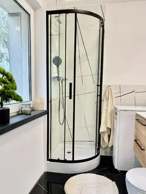 Łazienka w obiekcie Studio obok metra! Apartamenty LoftWola