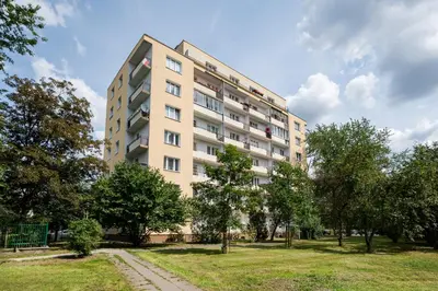 Budynek, w którym mieści się apartament