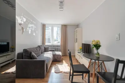 Telewizja i/lub zestaw kina domowego w obiekcie Modern Apartment in the city center