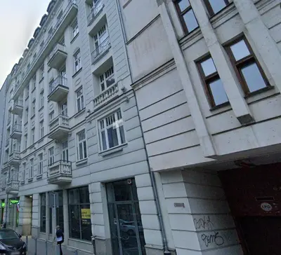 Budynek, w którym mieści się apartament