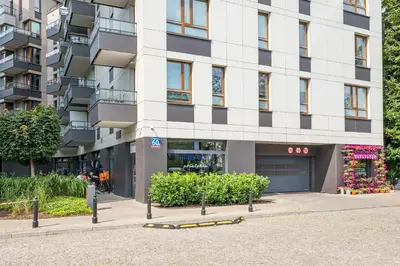 Budynek, w którym mieści się apartament