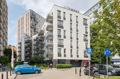 Budynek, w którym mieści się apartament