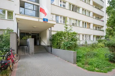 Budynek, w którym mieści się apartament