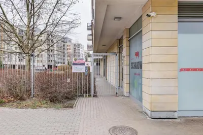 Budynek, w którym mieści się apartament