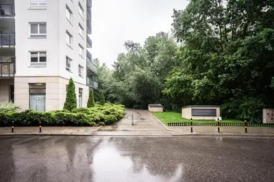 Budynek, w którym mieści się apartament