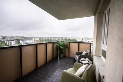 Balkon lub taras w obiekcie Apartament WawaBed