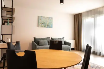 Część wypoczynkowa w obiekcie Modern Apartment near National Stadium