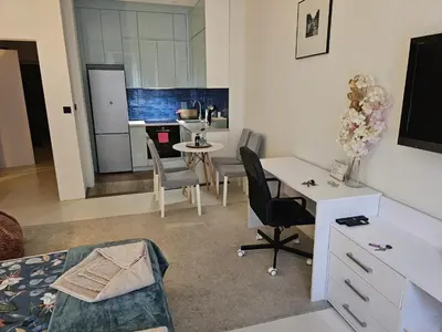 Telewizja i/lub zestaw kina domowego w obiekcie Warszawski Sen