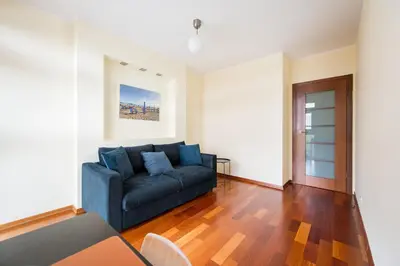 Część wypoczynkowa w obiekcie Arkadia Urban Stay Apartment by BookingHost
