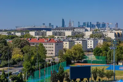 Widok na miasto Warszawa z tego apartamentu